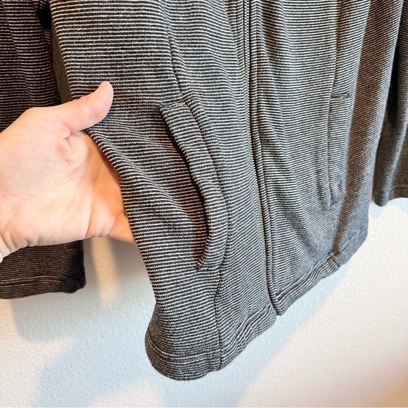 Christopher & Banks Women's Jacket Size Large Full Zip Blue Silver EUC - Picture 7 of 12